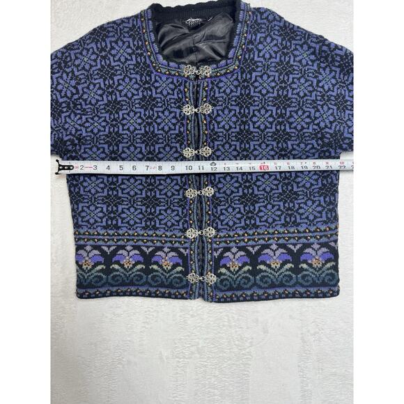 Icelandic Design Wool Cardigan Purple Floral Nordic Sweater W/metal Clasps Sz Lg - Picture 7 of 8